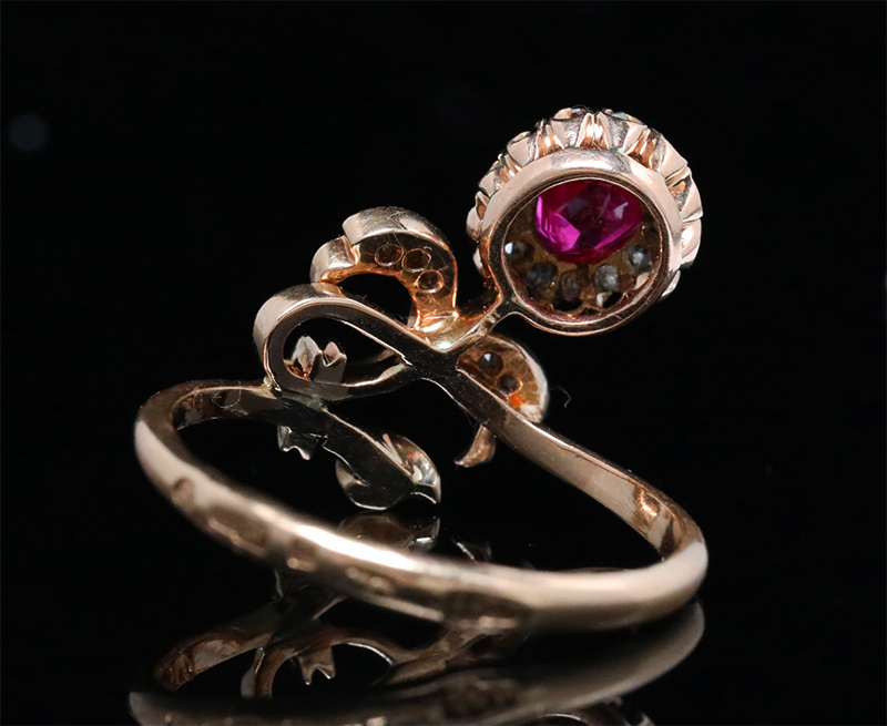 Antique Gallery Soleil アンティークジュエリー / ロシアの花